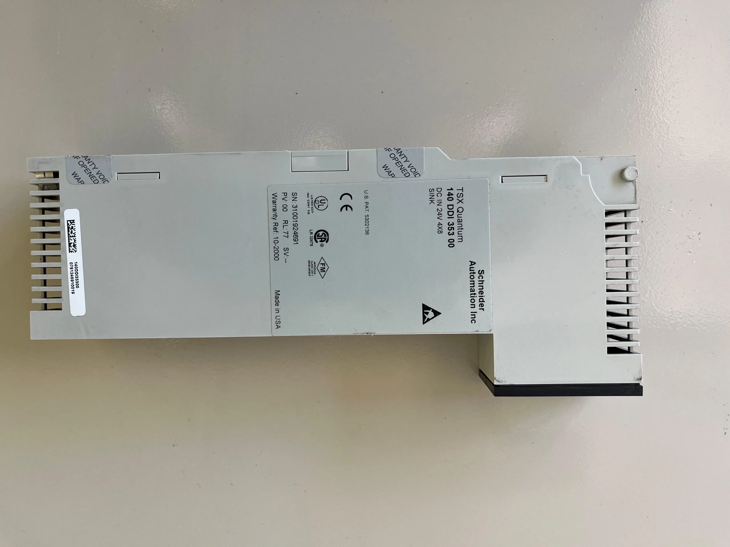 Schneider 140DDI35300