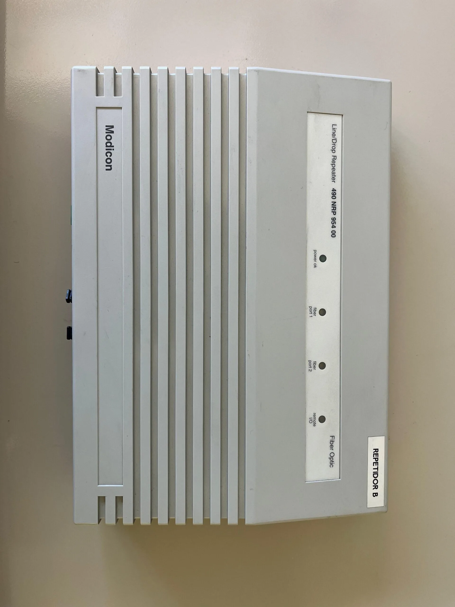 Schneider Modicon 490NRP95400